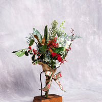 A Joyful Squeeze - Christmas Flowers -