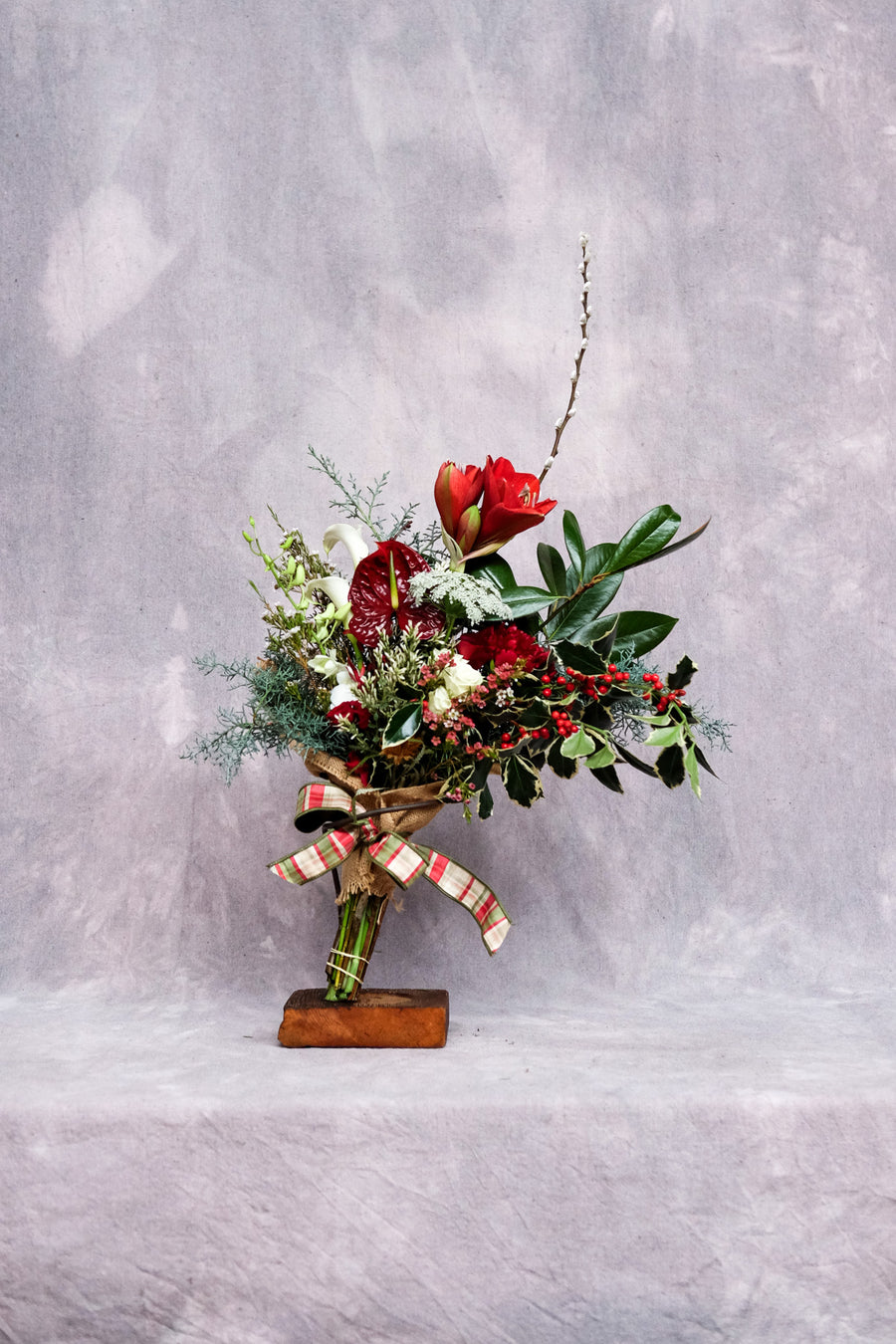 'The Holiday to Remember' - Christmas Flowers
