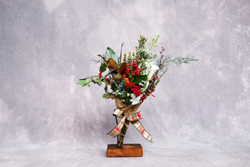 A Joyful Squeeze - Christmas Flowers